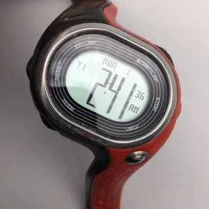 時計 NIKE TRIAXFURY WATCH WG06-4000 Nike Triax Fury WG06-4000 Yellow Silver Tone Digital Display